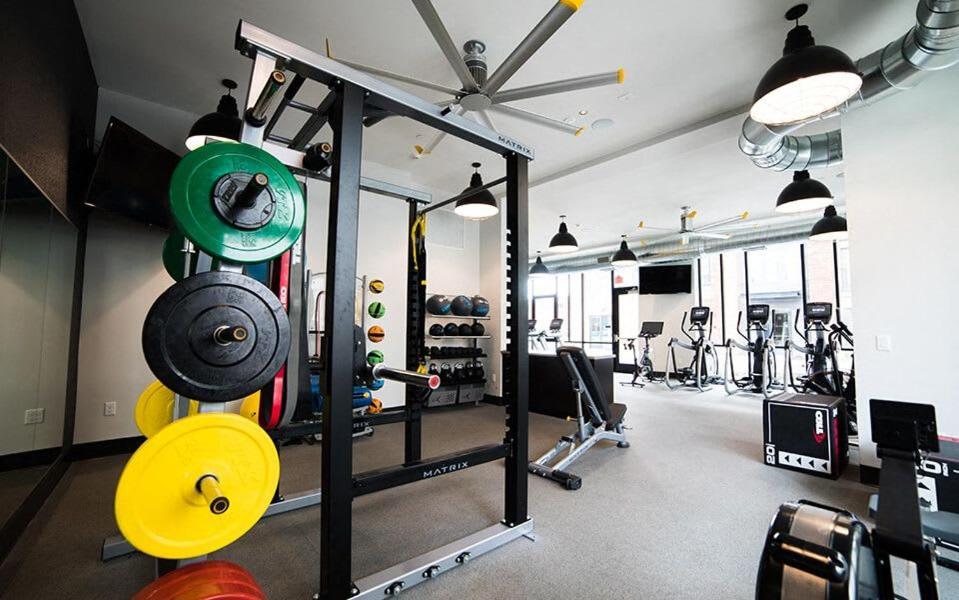 Free Parking Gym & Pool Downtown At Cityway Indianápolis Exterior foto